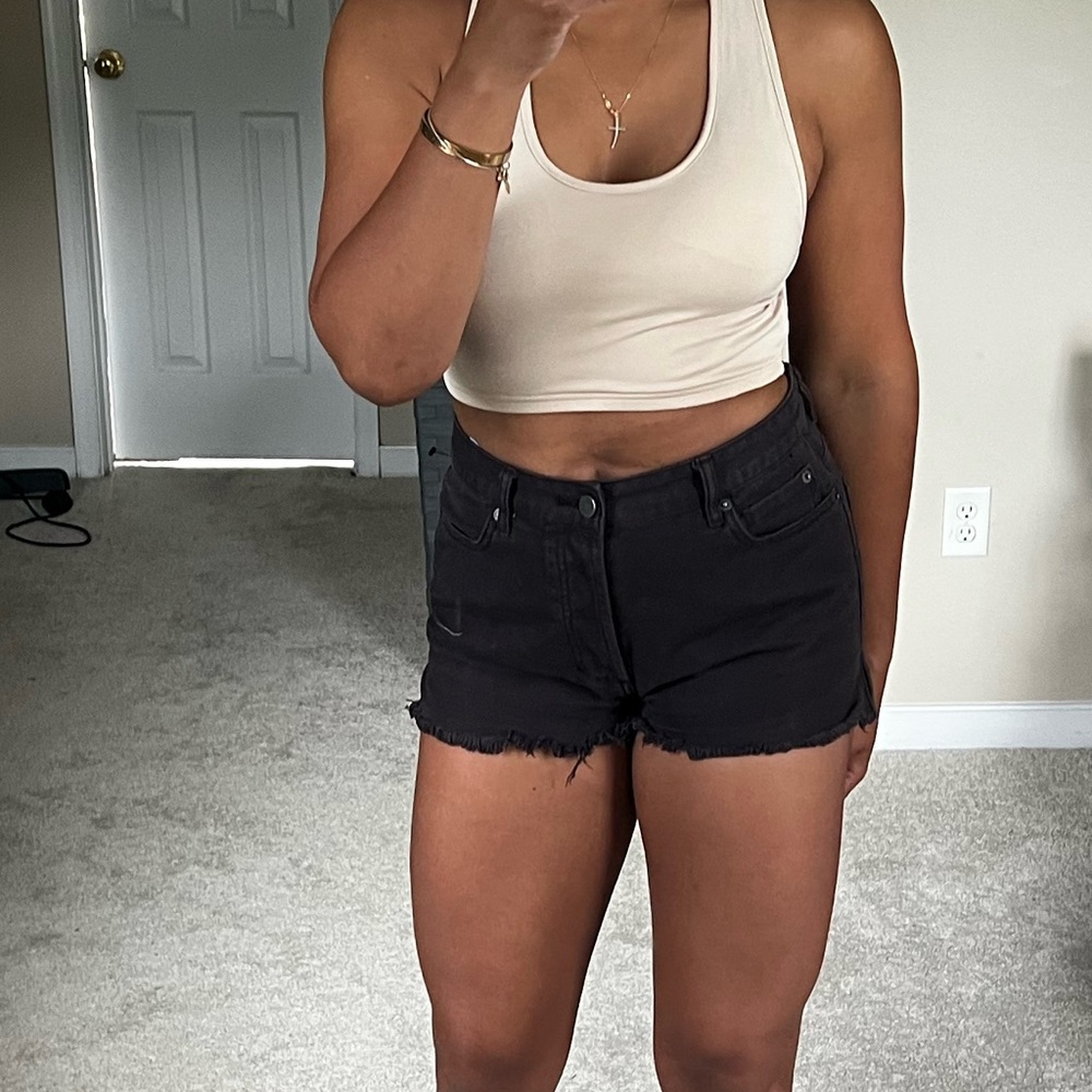 Amuse society cut off shorts